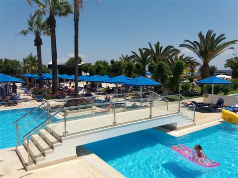 "Pool" Mitsis Faliraki Beach Hotel & Spa (Faliraki) • HolidayCheck (Rhodos | Griechenland)