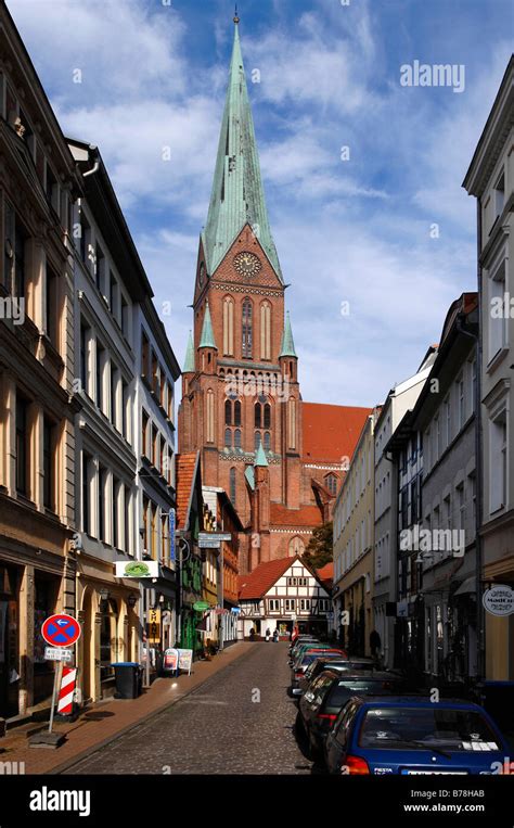 View of the Schweriner Dom or Schwerin Cathedral, Schwerin, Mecklenburg ...