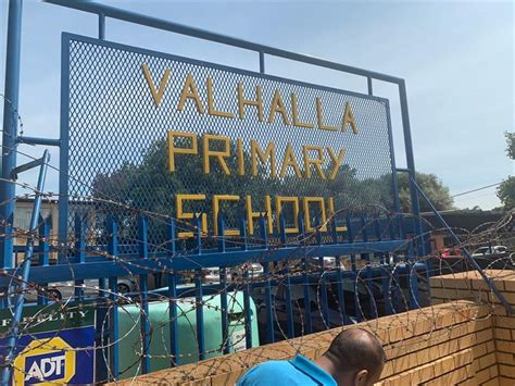 UPDATE: Valhalla primary school teacher case postponed | Rekord