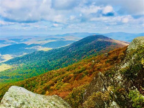 5 Ways to Enjoy Fall Foliage in Shenandoah National Park