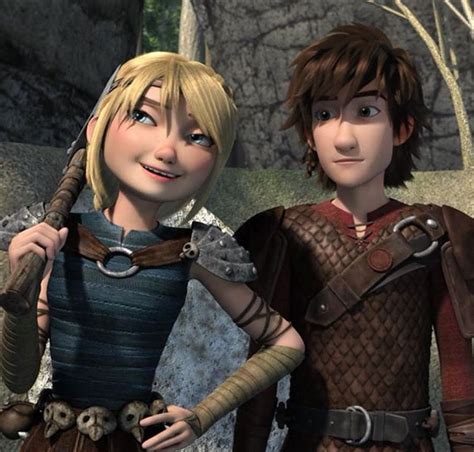 Hiccup and Astrid from Dreamworks Dragons Race to the Edge | Hiccup y ...