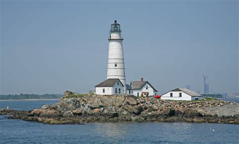 Boston Harbor Lighthouse, Massachusetts at Lighthousefriends.com