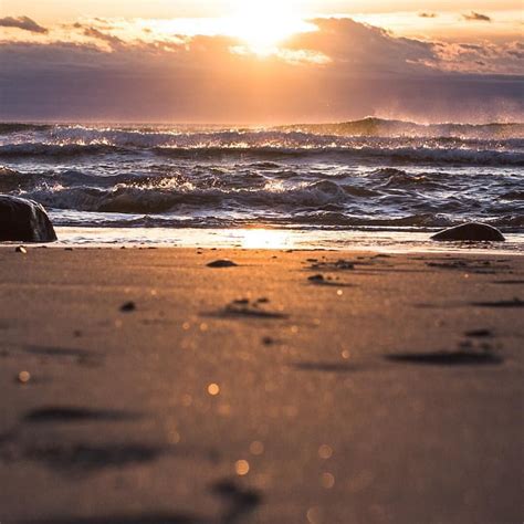 Hampton Beach, New Hampshire Tourism (@visitnh) on Instagram: “The ocean is calling... 🌊 Amazing ...