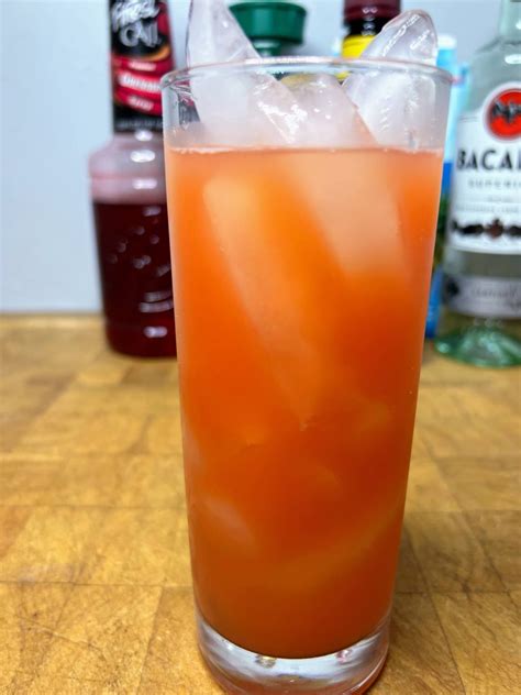 Rum Punch: perfect for large parties | Occasional Cocktails