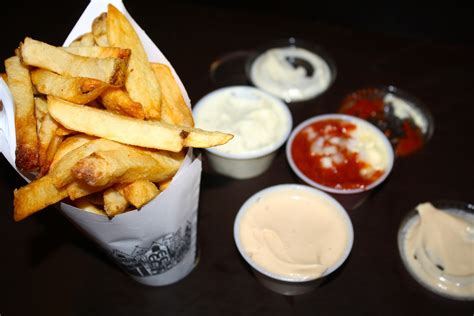 An Immovable Feast: #3: Pommes Frites