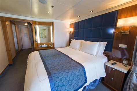 Deluxe Suite on Seven Seas Navigator Cruise Ship - Cruise Critic