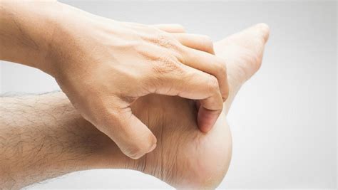 11 Causes Behind Itching in Hands and Feet | MD-Health.com