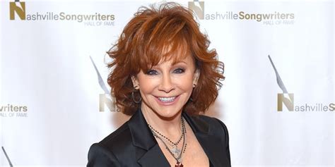 Reba McEntire joins viral 'I'm a Survivor' trend on TikTok | Fox News