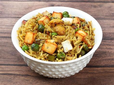 Paneer Pulao Recipe: होटल स्टाइल पनीर पुलाव बनाने का आसान तरीका ...