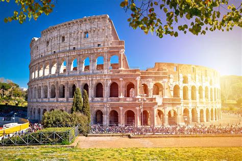 Ancient Colosseum Underground Tour with Gladiator's Arena, Roman Forum ...