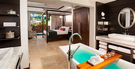 Sandals Grenada - ALL INCLUSIVE Couples Only St. George's, GD ...