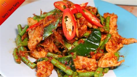 Is All Thai Food Spicy? - A Look At Fiery & Mild Dishes