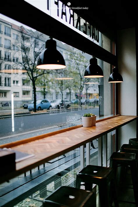 Vintage Interiors : 10 amazingly retro cafes