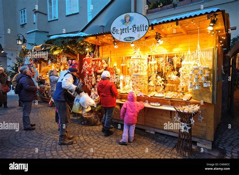 Salzburg Christmas Market Stock Photos & Salzburg Christmas Market ...