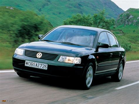 Volkswagen Passat Sedan (B5) 1997–2000 images (1024x768)