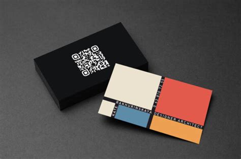 10 Striking Business Card Trends of 2022 (+ 40 Examples) - Looka (2022)