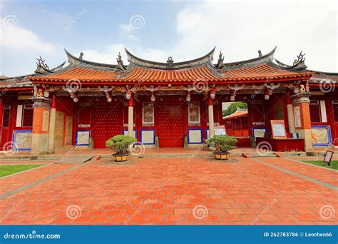 Tainan Confucius Temple, 17th-century Confucian Temple Featuring ...