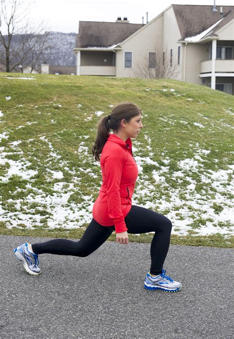 Friday Fitness Challenge: Walking Lunges - Erin Palinski-Wade