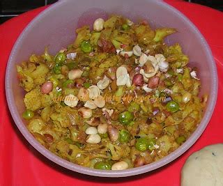 Calcutta Street Food 1: Phulkopi’r Singara (Cauliflower Samosa) - A ...