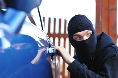 Four Things Car Thieves Love To See