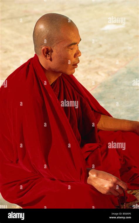 Pyilonchantha pagoda hi-res stock photography and images - Alamy