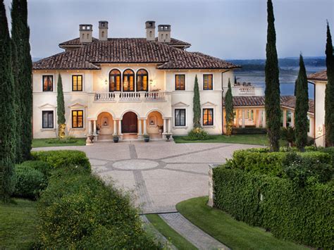 The 17 Best Italian Villa Style Homes - Home Building Plans | 67766