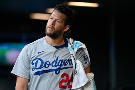 Clayton Kershaw exits start after lower back pain during 5th-inning ...