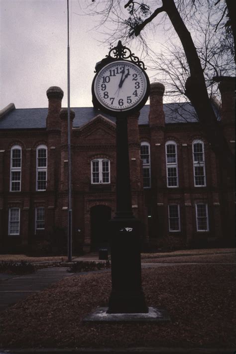 [Shelby County Courthouse] - The Portal to Texas History