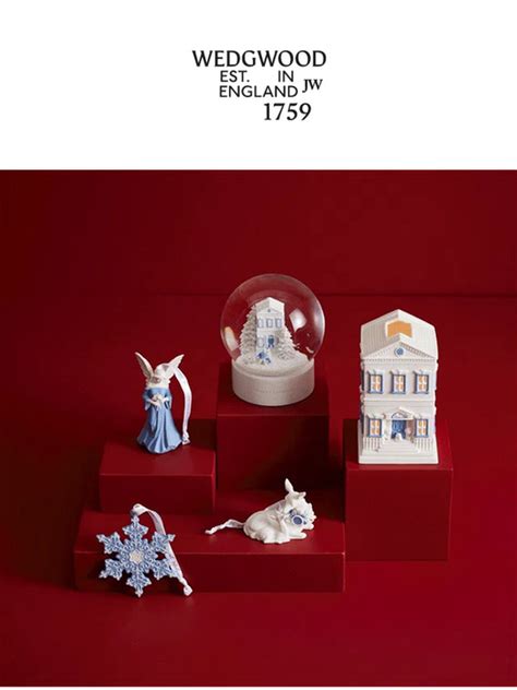 wedgwood: Jasperware-inspired decorations to dress your tree | Milled
