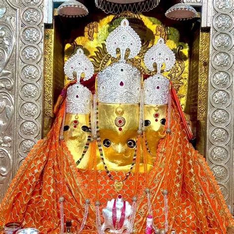 Maa Baglamukhi Mandir