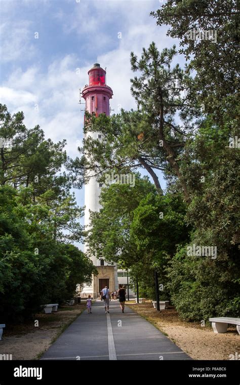 Cap Ferret lighthouse, Arcachon basin, Gironde Stock Photo - Alamy