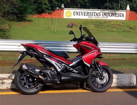 Modifikasi Yamaha Aerox 155 Touring, TERKEREN! Terinspirasi Honda X-Adv, Biar Nyaman Buat ...