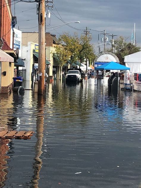 Flooding in downtown Annapolis closes Spa Creek Bridge, Compromise ...