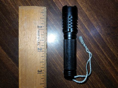 Is there a better flashlight about this size? : r/flashlight