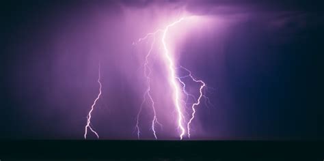 10 striking facts about lightning - Met Office