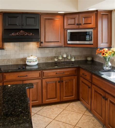 Dark Granite Countertops - Photos of Cabinet Combinations | Graniterra