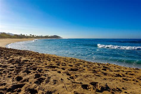 Makaha Beach | Go Hawaii