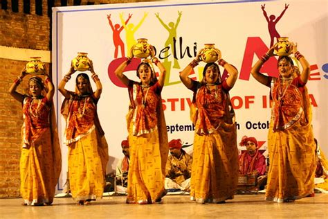 Folk Dance of Bihar, Traditional Dance of Bihar - Lifestyle Fun