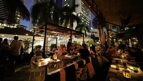 👩‍🍳11 Best Rooftop Restaurants In Miami, FL [2024]