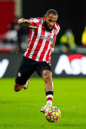 Bryan Mbeumo Brentford Runs Ball Editorial Stock Photo - Stock Image ...