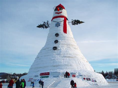 De grootste sneeuwpop ter wereld staat in Oostenrijk | Oostenrijk TV