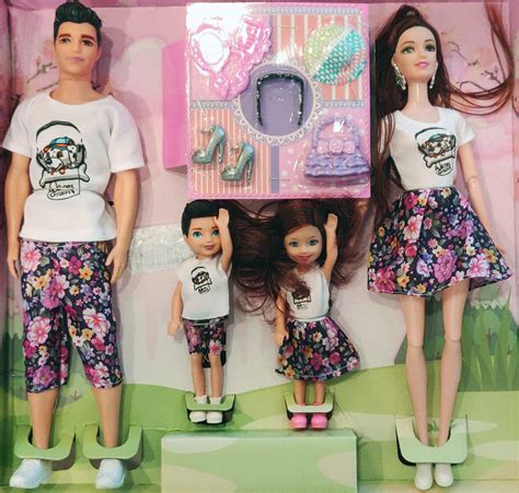 Buy Munchkin Land Family Doll Set Includes Mom. Dad, Daughter & Son Dolls and Accessories ...