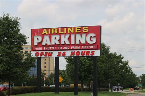 Best prices for Airlines Parking DTW (2020) on parkingaccess.com