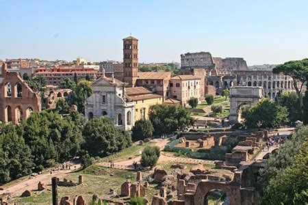 Visiting the Palatine Hill Rome: tickets including Colosseum and Forum