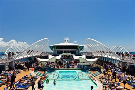 Enchantment of the Seas - description, photos, position, cruise deals