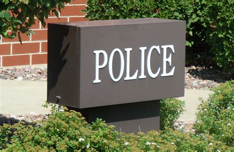 UPDATED: Palos Heights Police Officer Found Dead at Lake Katherine ...