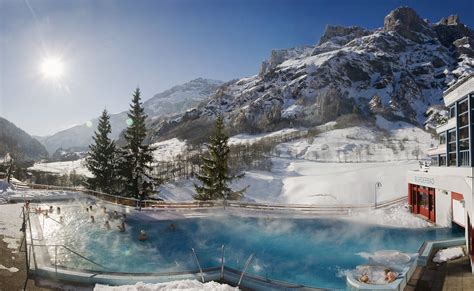 Leukerbad Therme Winter - Freibad | Leukerbad Tourismus | Flickr