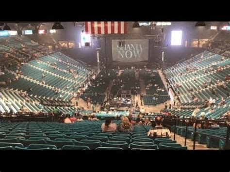 Las Vegas: MGM Grand Garden Arena - YouTube