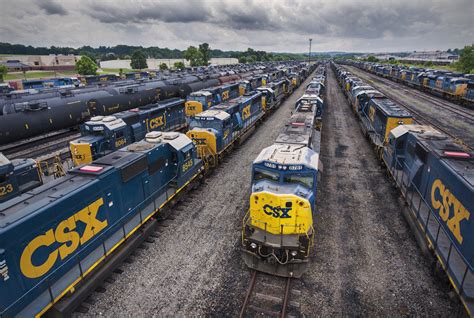 Older locomotives, small fleets end up in storage at CSX | Trains Magazine