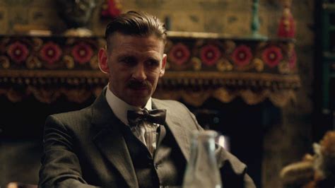 El 'Peaky Blinder' Paul Anderson muestra su pasión por el Celtic de Glasgow - AS.com